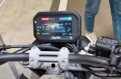 Aprilia Tuono 457 Display