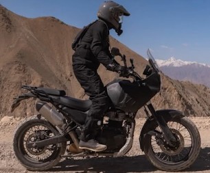 Royal Enfield Himalayan 750 design